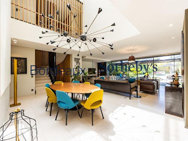 Vente Maison 8 pièces 400 m2 Bordeaux