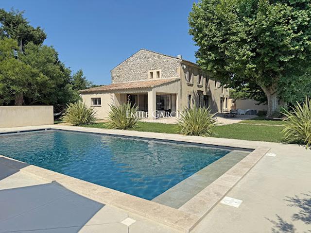 Vente Maison 8 pièces 400 m2 Chateaurenard