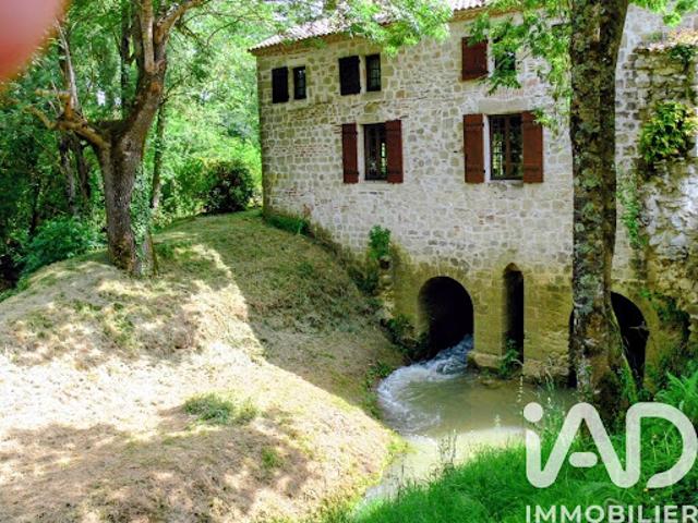 Vente Maison 8 pièces 400 m2 Grateloup Saint Gayrand