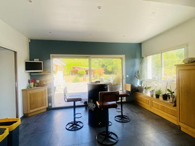 Vente Maison 8 pièces 400 m2 Pernois