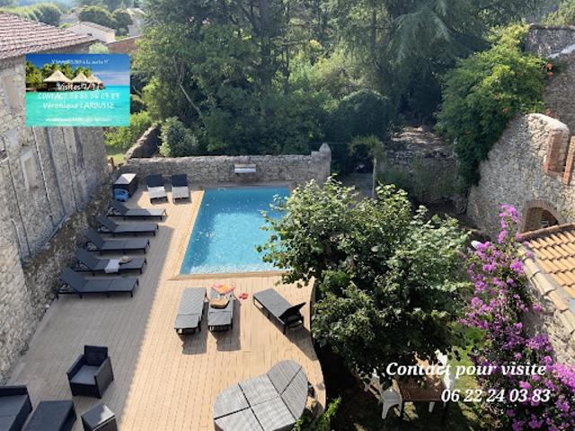 Vente Maison 8 pièces 402 m2 Quissac