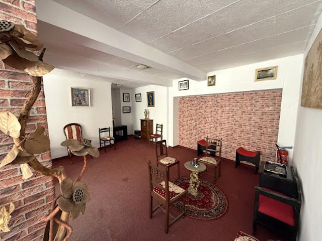Vente Maison 8 pièces 416.55 m2 Senonches