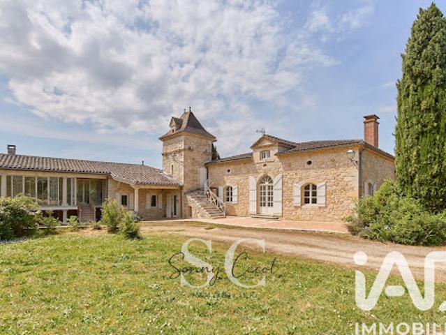 Vente Maison 8 pièces 420 m2 Cuq