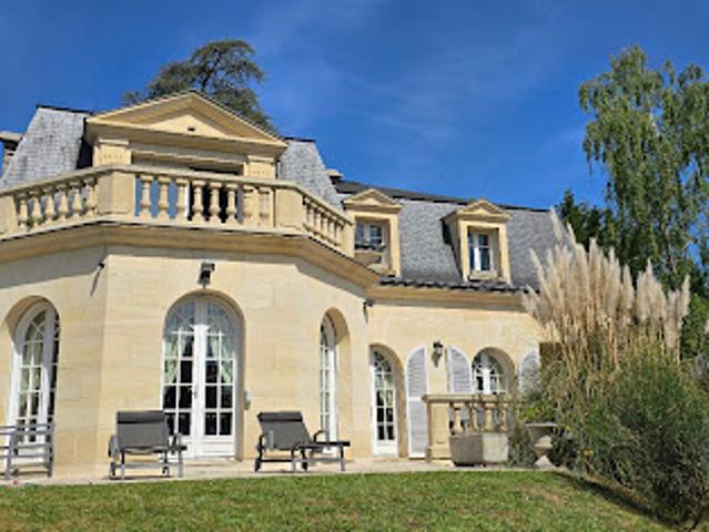 Vente Maison 8 pièces 481 m2 La Celle Saint Cloud