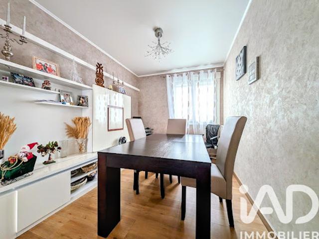 Vente Maison 8 pièces 90 m2 Coulaines