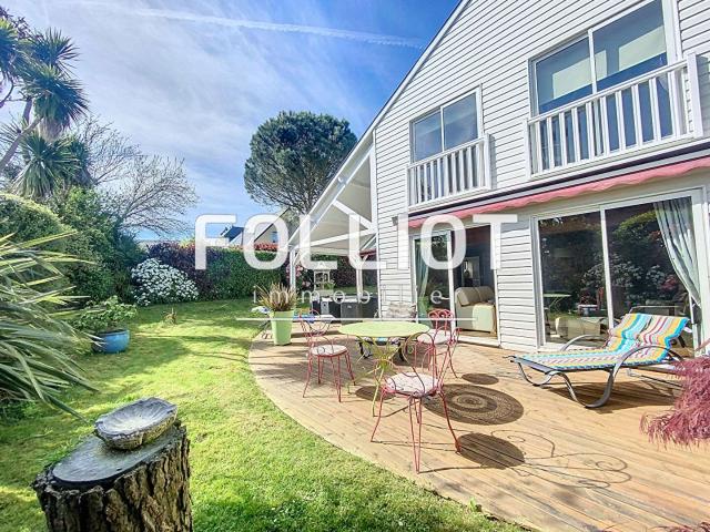 Vente maison 8 pièces Coudeville sur Mer 50
