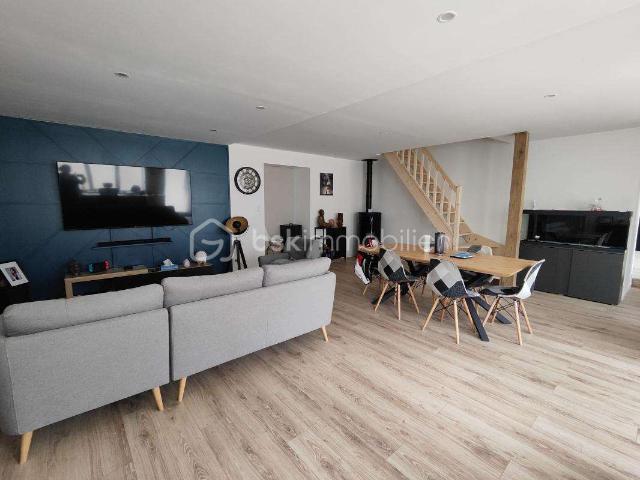 Vente maison 8 pièces Coglès 35