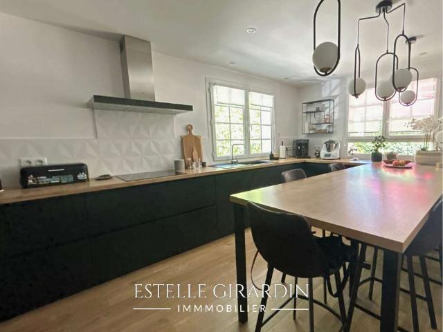 Vente maison 8 pièces Carquefou 44