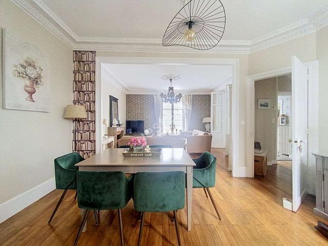 Vente maison 8 pièces Château Gontier 53