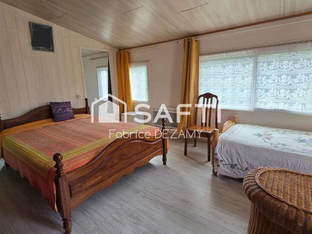Vente maison 8 pièces Château Guibert 85