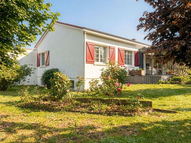 Vente maison 8 pièces Chavagnes en Paillers 85