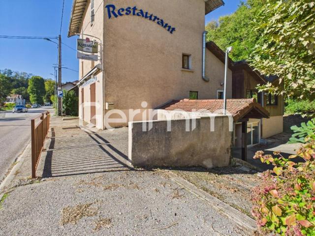 Vente Maison 8 pièces + cuisine 256 m² 315 000 €