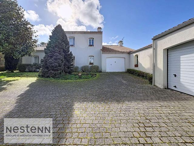 Vente maison 8 pièces Beauvoir sur Mer 85