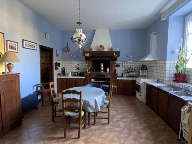Vente maison 8 pièces Blanzac Porcheresse 16