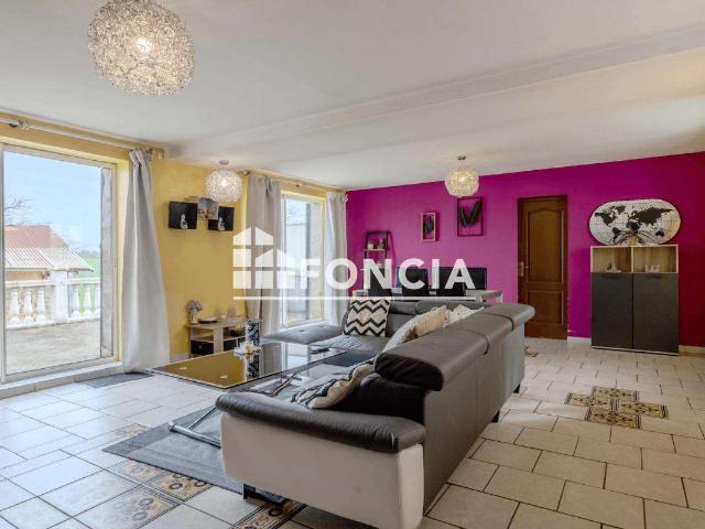 Vente maison 8 pièces Longnes 72