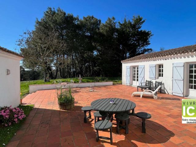 Vente maison 8 pièces La Chapelle Basse Mer 44