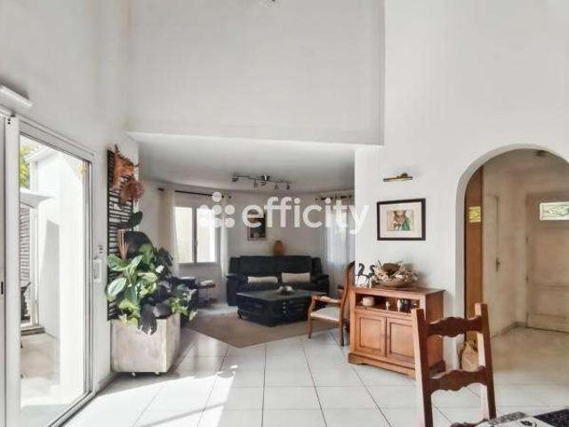 Vente maison 8 pièces Lagord 17