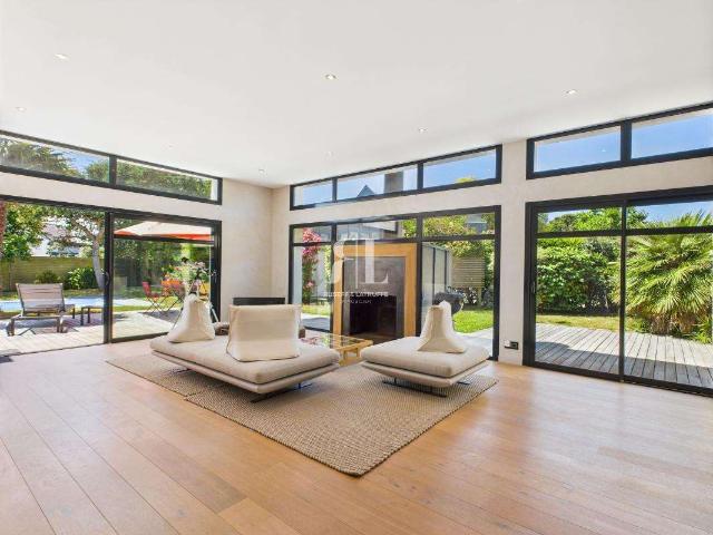 Vente maison 8 pièces Larmor Plage 56