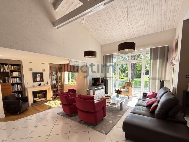 Vente maison 8 pièces L'Herbergement 85