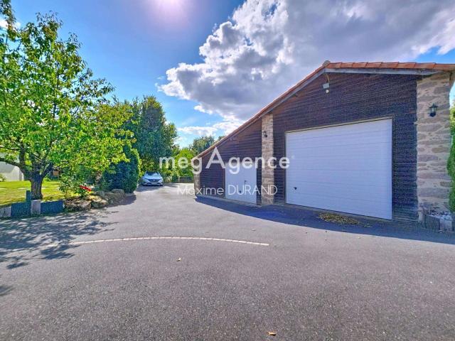 Vente maison 8 pièces Mortagne sur Sèvre 85
