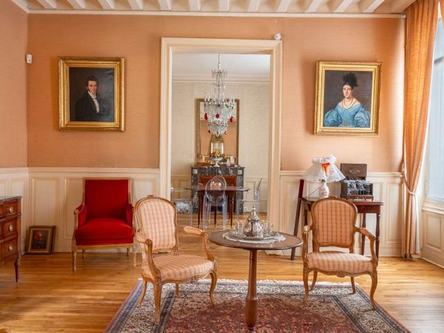 Vente maison 8 pièces Nantes Centre Ville 44