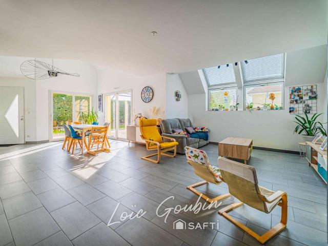Vente maison 8 pièces Saint Martin de Fontenay 14