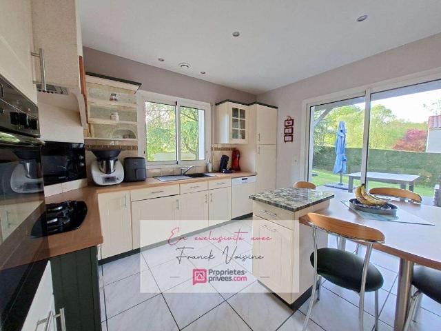 Vente maison 8 pièces Saint Michel Mont Mercure 85