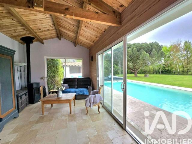Vente maison 8 pièces Sainte Florence 85