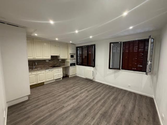 Vente Maison 9 pièces 111.71 m2 Drancy