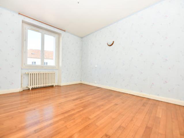 Vente Maison 9 pièces 127 m2 Mauriac