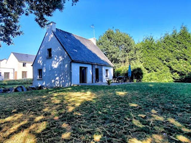Vente Maison 9 pièces 137 m2 Locqueltas