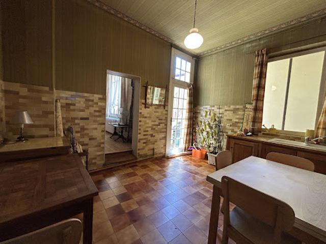 Vente Maison 9 pièces 137.1 m2 Commentry
