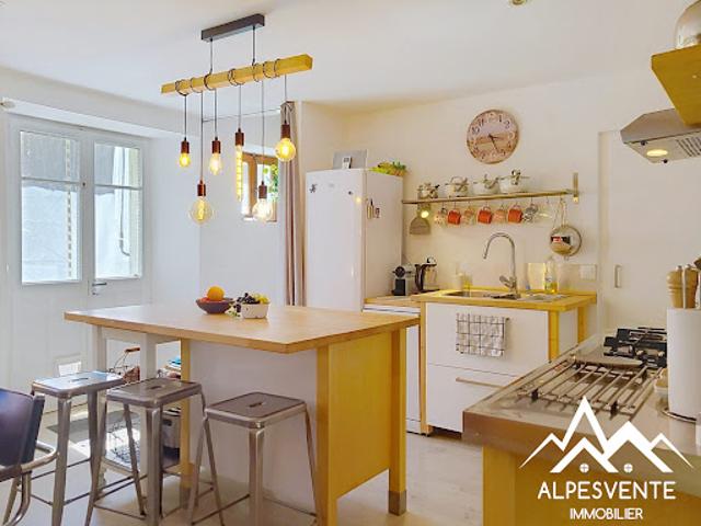 Vente Maison 9 pièces 130 m2 Lullin