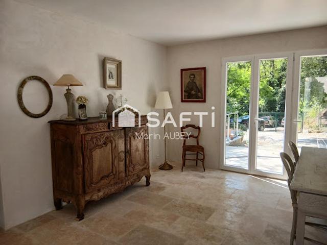 Vente Maison 9 pièces 144 m2 Le Pin
