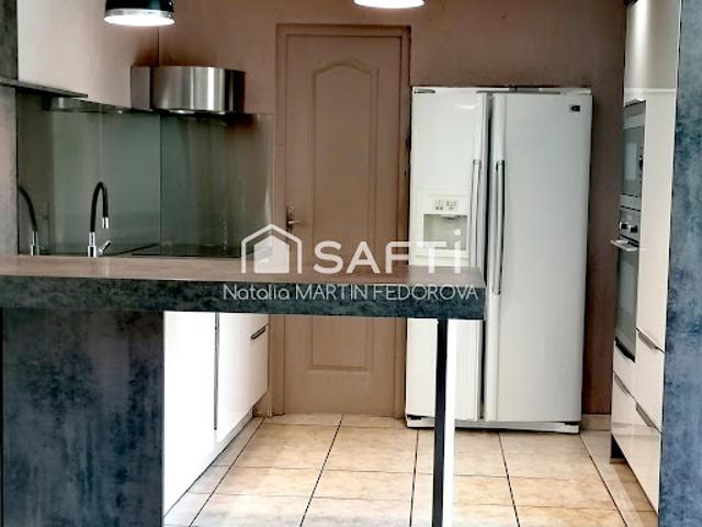 Vente Maison 9 pièces 145 m2 Fleury