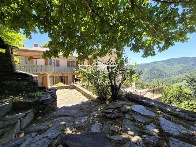 Vente Maison 9 pièces 145.28 m2 Vialas