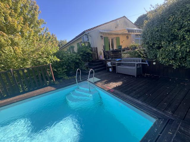 Vente Maison 9 pièces 147 m2 Saint Crépin et Carlucet