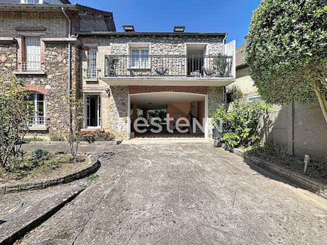 Vente Maison 9 pièces 148 m2 Antony