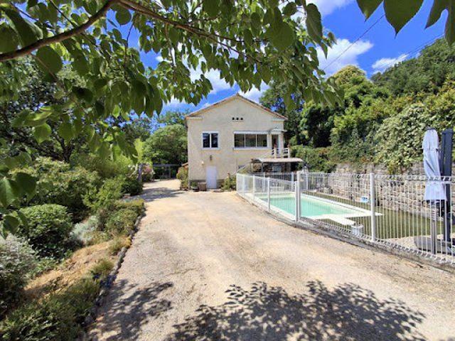 Vente Maison 9 pièces 140 m2 Les Vans