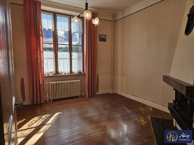 Vente Maison 9 pièces 155 m2 Merlines