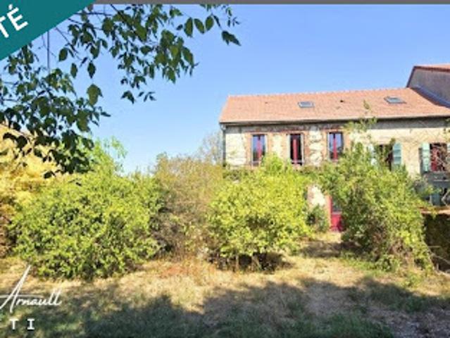 Vente Maison 9 pièces 155 m2 Saint Léger Bridereix