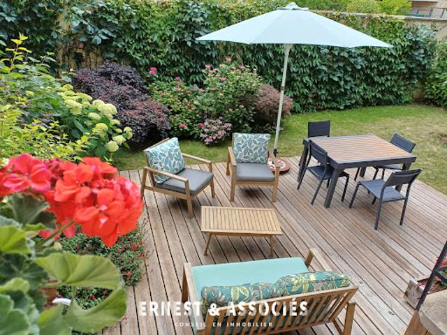 Vente Maison 9 pièces 155.24 m2 Villemomble