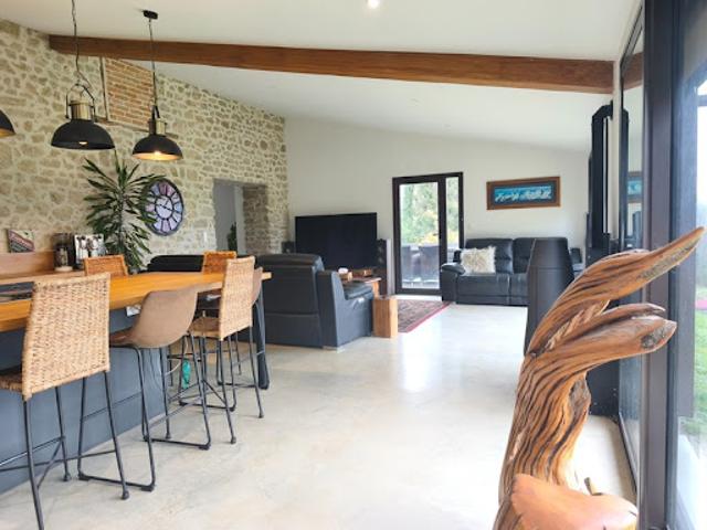Vente Maison 9 pièces 156 m2 Ceyroux