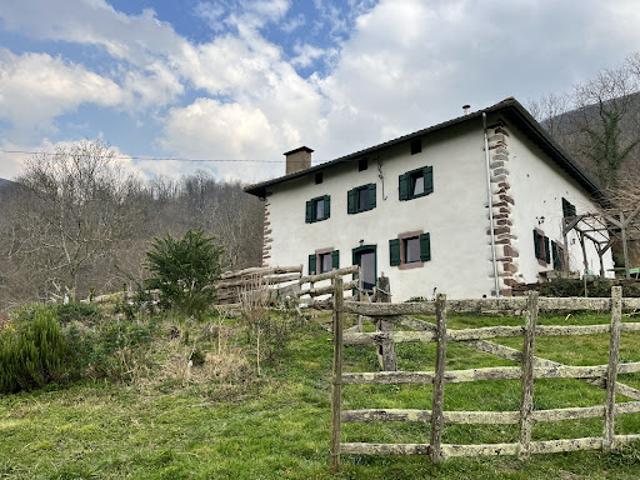 Vente Maison 9 pièces 157 m2 Hosta