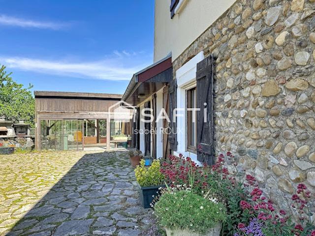 Vente Maison 9 pièces 158 m2 Doissin