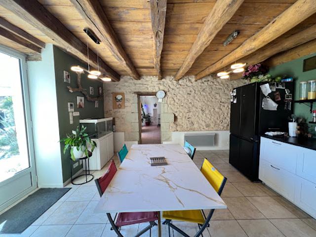Vente Maison 9 pièces 270 m2 Archigny