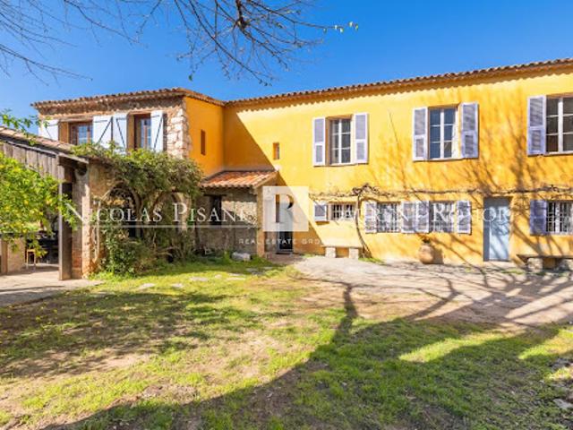 Vente Maison 9 pièces 168.4 m2 Saint Laurent du Var