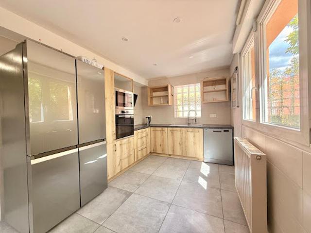 Vente Maison 9 pièces 174.73 m2 Genlis