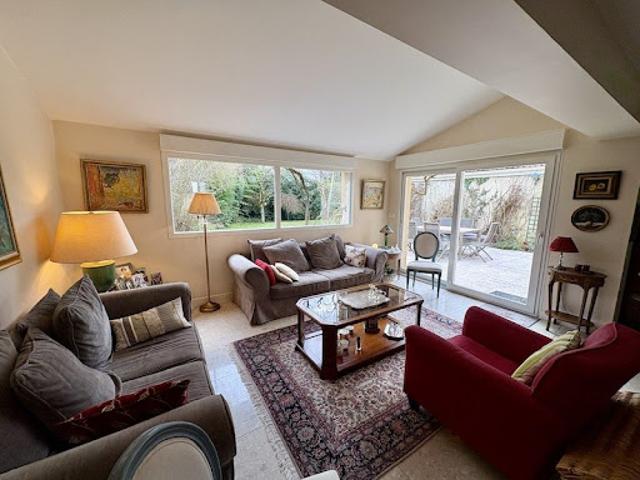 Vente Maison 9 pièces 175 m2 Chateaufort