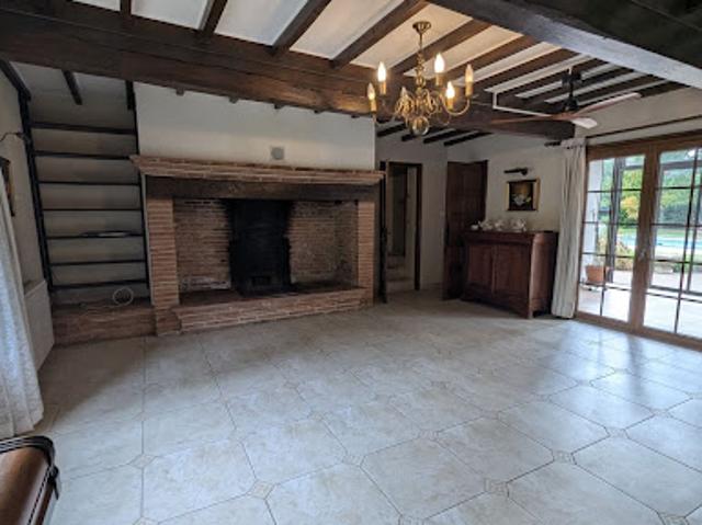 Vente Maison 9 pièces 155 m2 Reyniès